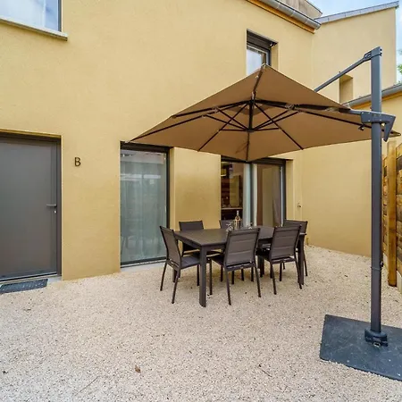 Les 2 Cours B Ferienhaus Dijon